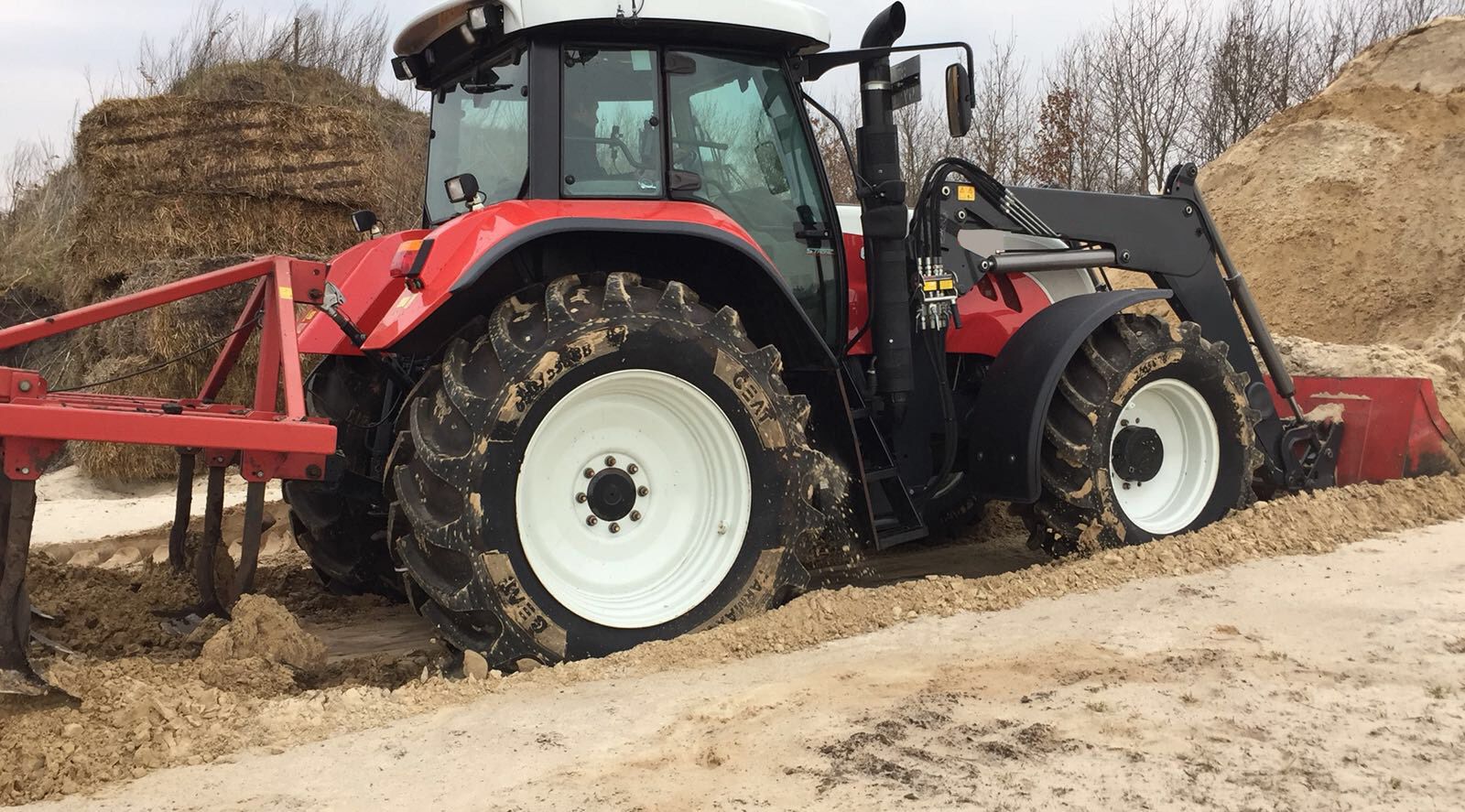 Neumático agricola CEAT