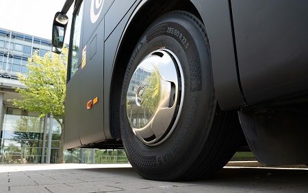 Neumático para todos los ejes 