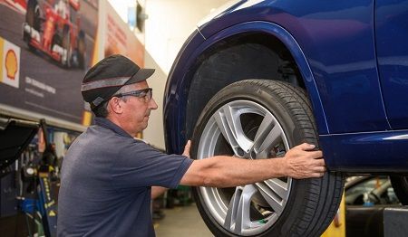 Neumáticos en buen estado, evitan incidencias