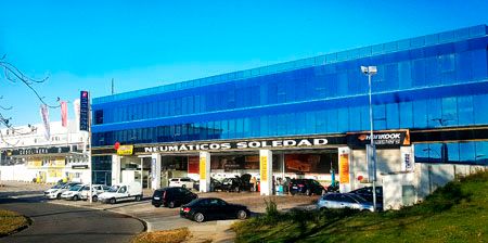 Neumáticos Soledad cumple 10 años en Narón