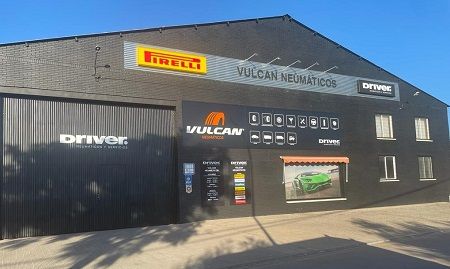 Neumáticos Vulcan luce la nueva imagen del Grupo Driver