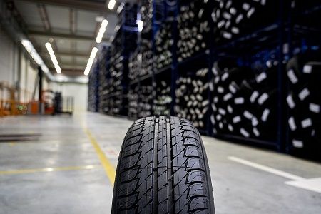 NEX adquiere el negocio de distribución de Neumáticos Louzan