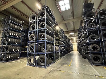 NEX cuenta con un stock de más de 450.000 neumáticos