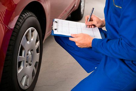 Ojo con la sustitución de neumáticos no homologados