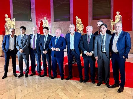 Parte del equipo directivo de Grupo Soledad y Nexen Tire