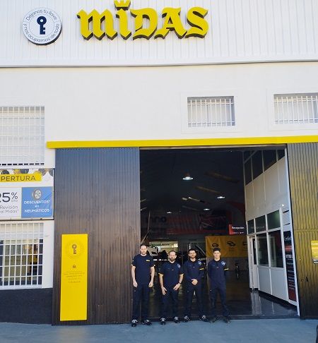 Personal del centro de Chinales