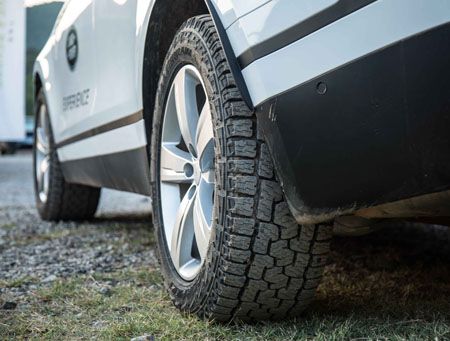 Pirelli presenta su gama de neumáticos 4X4 en la Land Rover Party 2020