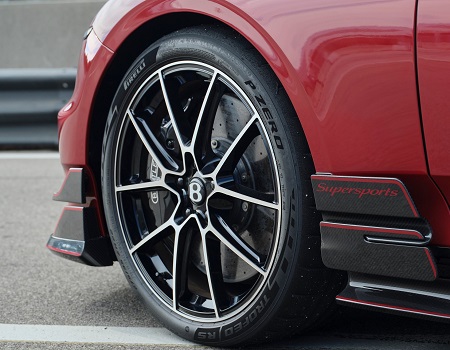 Pirelli P Zero Trofeo RS para el nuevo Bentley Supersports