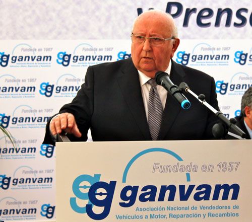 Placa al Mérito en el Comercio para Ganvam