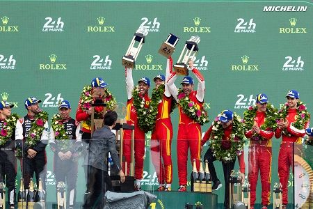 Podium de las 24 Horas de Le Mans 2024