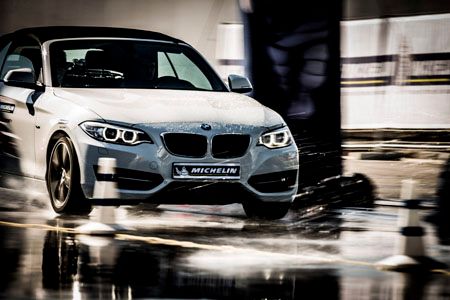 Precisión de conducción, control y excelente reactividad