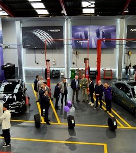 Presencia de la directiva de Grupo Soledad y Hankook