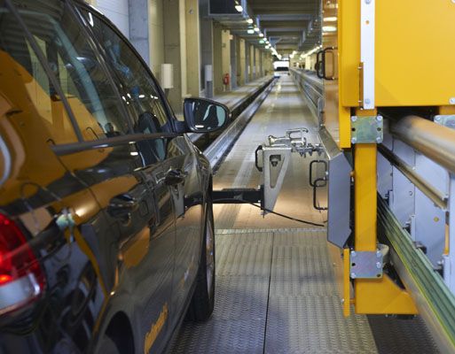 Primera pista de pruebas de neumáticos 'indoor'
