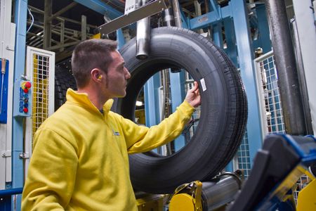 Proceso de fabricación en la factoría de Aranda de Duero de Michelin