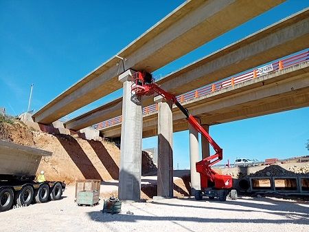 Puente del barranco del Poyo destruido durante la DANA
