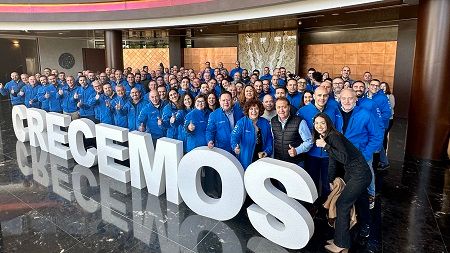 Reunió a 120 responsables de la fuerza de ventas de distribución y la venta directa