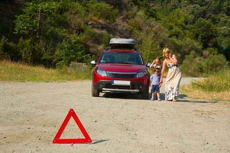 Revisar el vehículo antes de irse de vacaciones