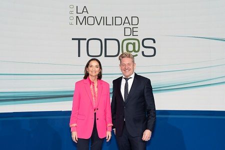 Reyes Maroto y Wayne Griffiths