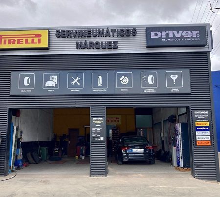 Servineumáticos Márquez ya luce la enseña de Grupo Driver