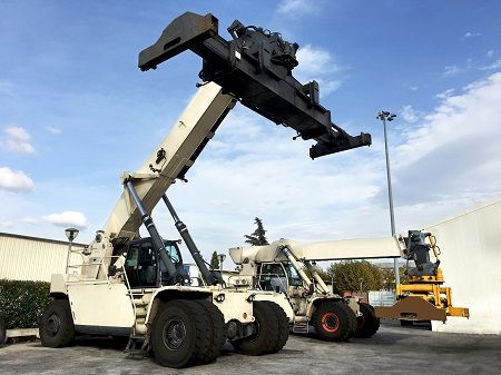 Soluciones BKT para operaciones portuarias