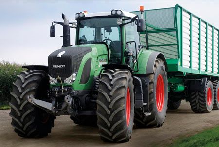 Tractor con los nuevos TraxionXXL