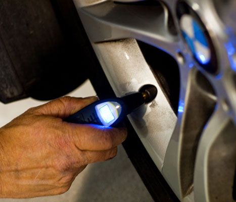 Un inflado de neumáticos adecuado reduce el consumo