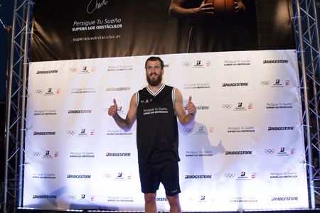 Vence a la Canasta con Sergio Rodríguez y Bridgestone 