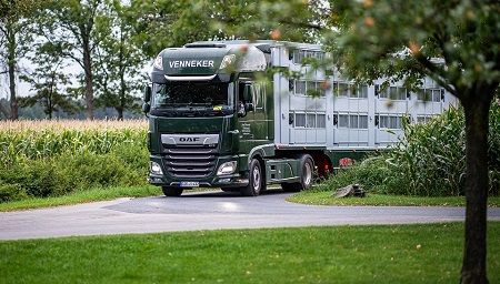 Venneker confía en ContiConnect