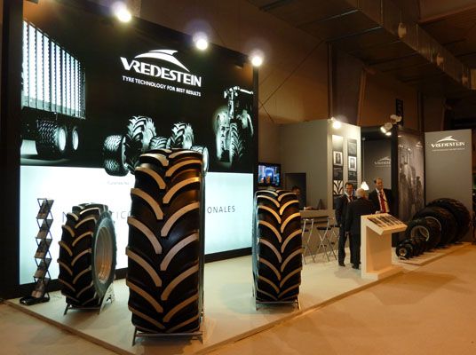 Vredestein presentó Traxion XXL y Flotation Trac