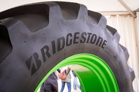 VX-R TRACTOR, mayor tracción vida útil y resistencia al desgaste