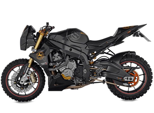 Wunderlich superbike con las TKC80 de Continental